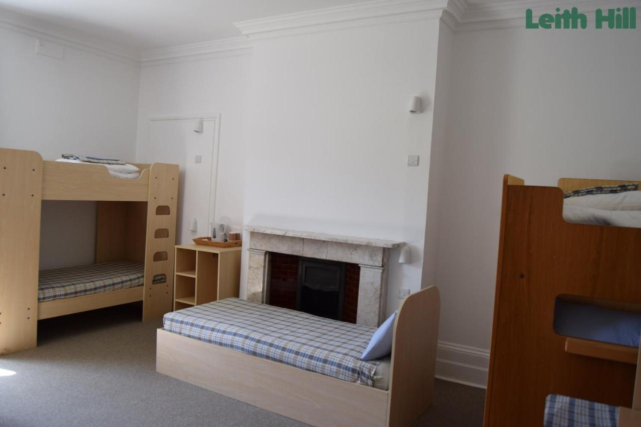 Fsc Juniper Hall Hostel Mickleham Kültér fotó
