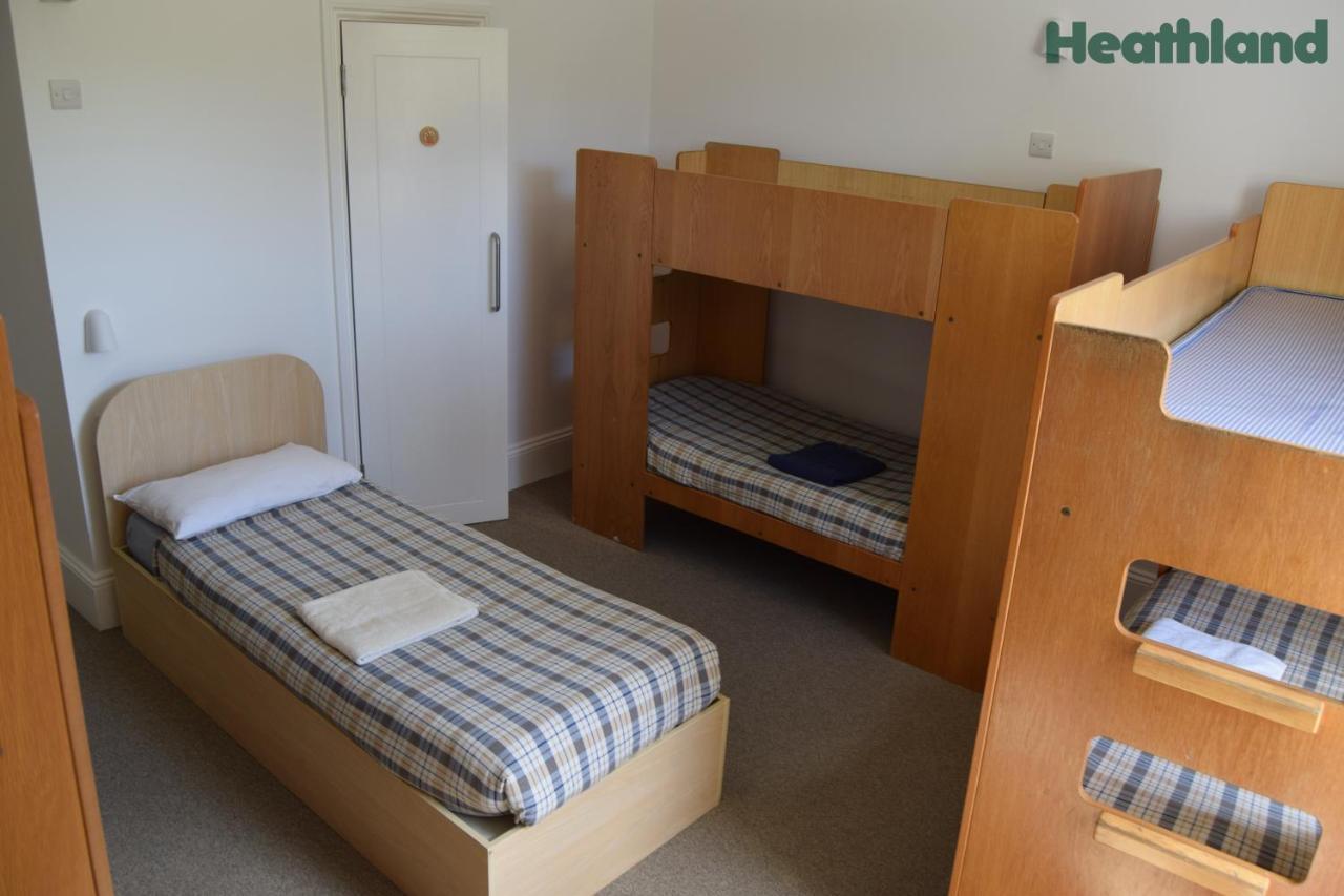 Fsc Juniper Hall Hostel Mickleham Kültér fotó