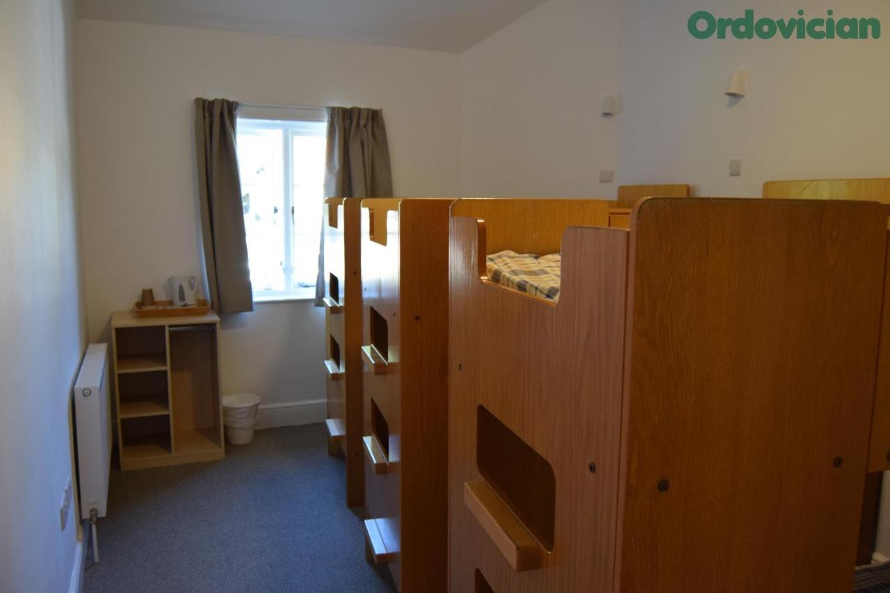 Fsc Juniper Hall Hostel Mickleham Kültér fotó