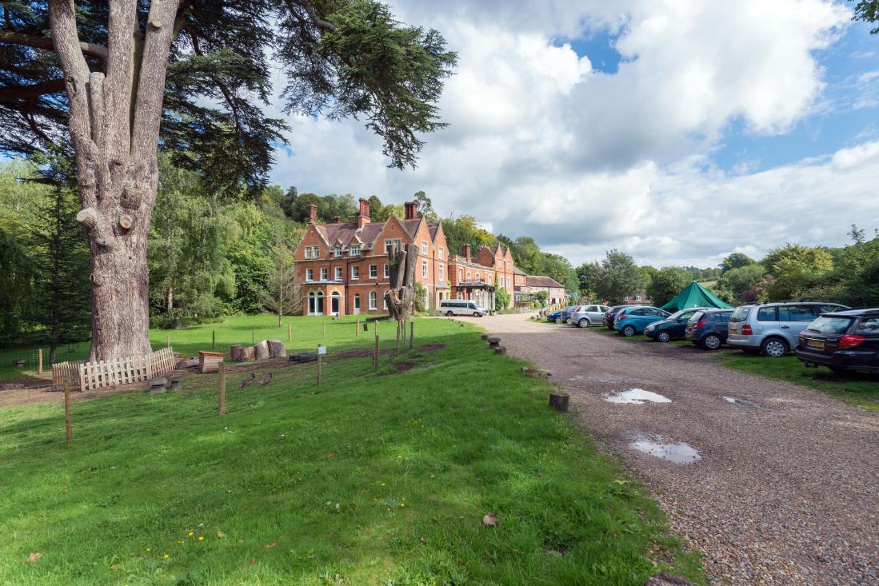 Fsc Juniper Hall Hostel Mickleham Kültér fotó